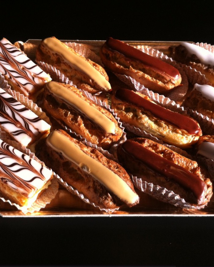 Plateau Assortiment Traditionnel Gâteaux de Soirée eclair,1000F 12 pièces (4 pers)