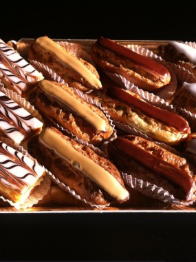 Plateau Assortiment Traditionnel Gâteaux de Soirée eclair,1000F 12 pièces (4 pers)