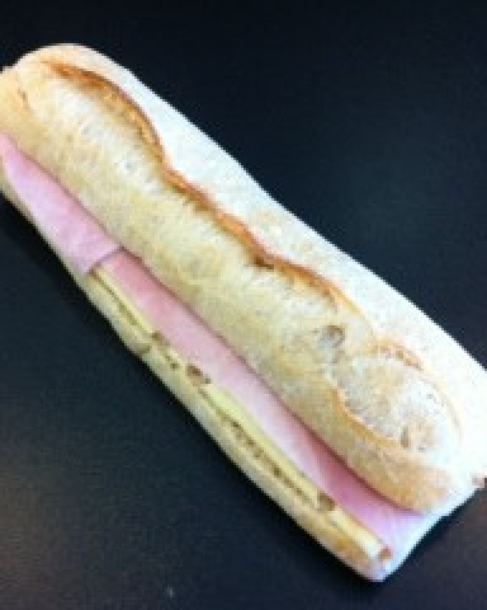 1/2 Baguette Gourmande Jambon Emmental Beurre Spécifique